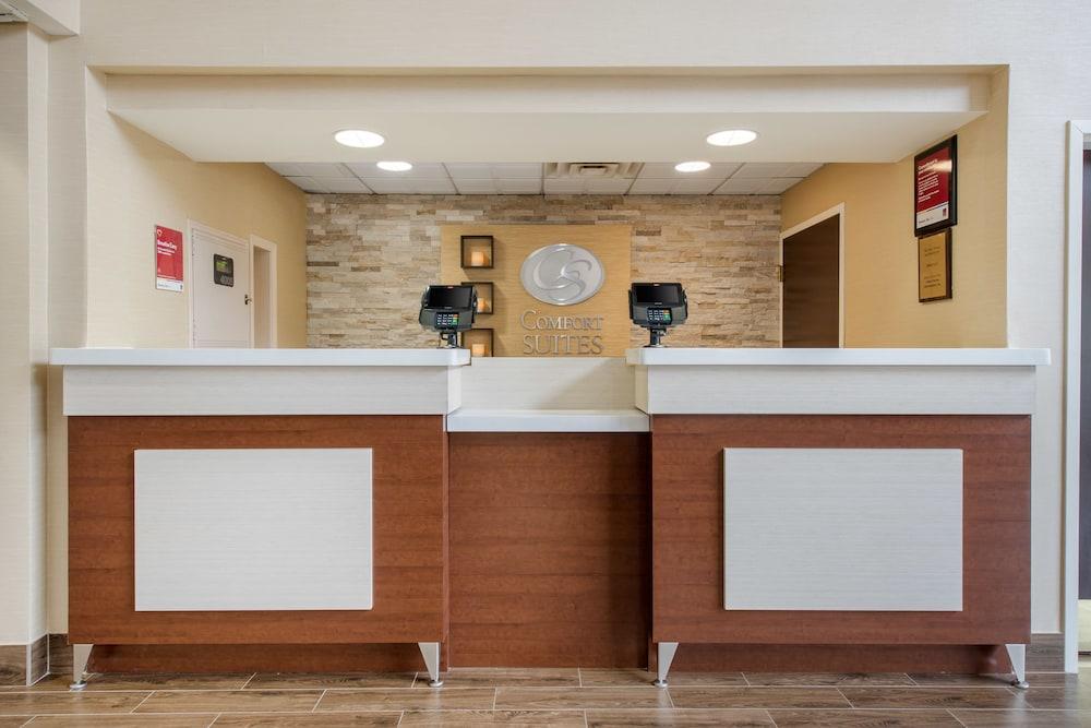 Comfort Suites Lafayette University Area Exterior foto